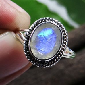 Blue Moonstone Ring 925 Sterling Silver Gemstone Jewelry RSREXT-1