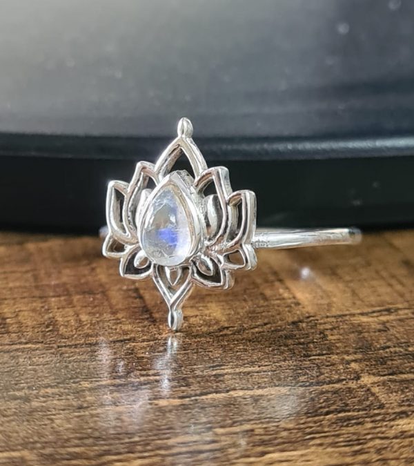 Moonstone Lotus Flower Ring 925 Sterling Silver Jewelry RSREXT-4.4