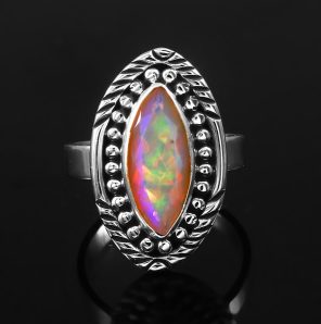 Ethiopian Opal Southwest Style 925 Sterling Silver Ring (REXT64-24)