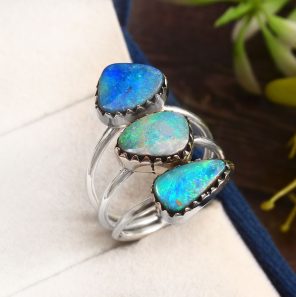 Australian Opal Size US 9 925 Silver Ring (RS75-100)