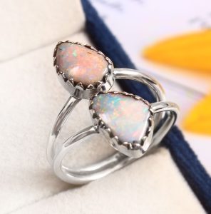 Australian Opal Size US 9 925 Silver Ring (RS75-105)