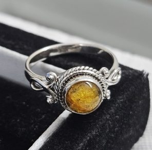 Dainty Amber 925 Sterling Silver Ring (REXT33-19)