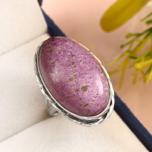 Stichtite Ring Size US 7Â½ 925 Sterling Silver (REXT73-30)