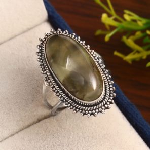 Prehnite Ring Size US 8 925 Sterling Silver (RS104-35)
