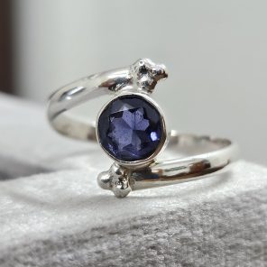 Iolite Dainty 925 Sterling Silver Ring (RS8-434)