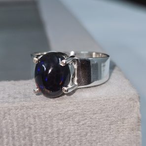 Black Opal Size US 8 Sterling Silver 925 Ring (REXT50-53)