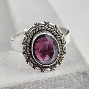Rose Cut Garnet 925 Silver Ring (REXT61-19)