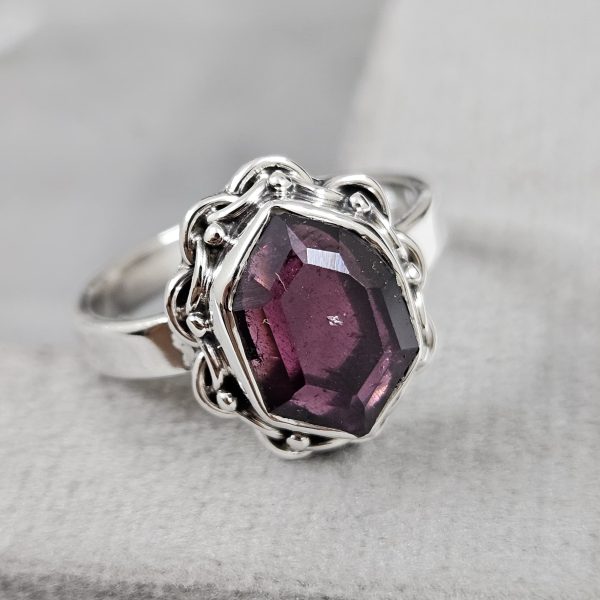 Rose Cut Garnet 925 Silver Ring (REXT61-13)
