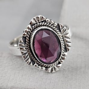 Rose Cut Garnet 925 Silver Ring (REXT61-21)