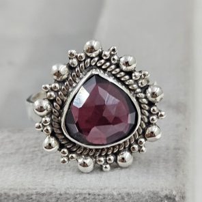 Rose Cut Garnet 925 Silver Ring (REXT61-24)