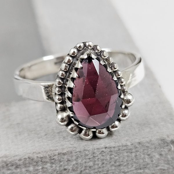Rose Cut Garnet 925 Silver Ring (REXT61-15)