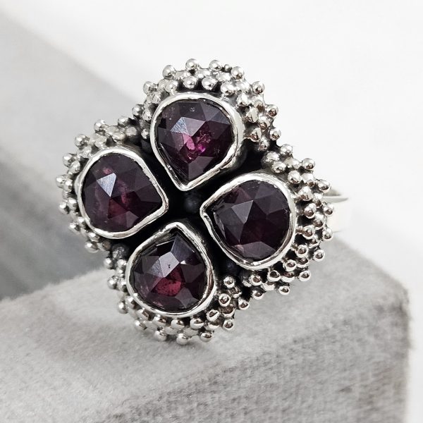 Rose Cut Garnet 925 Silver Ring (REXT61-29)