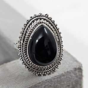 Black Onyx 925 Sterling Silver Ring (REXT62-9)