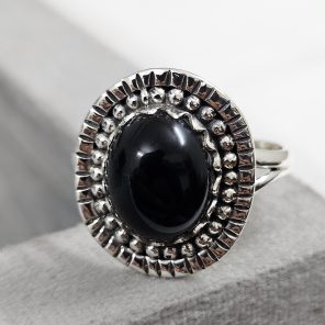 Black Onyx 925 Sterling Silver Ring (REXT62-13)