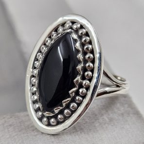 Black Onyx 925 Sterling Silver Ring (REXT62-20)