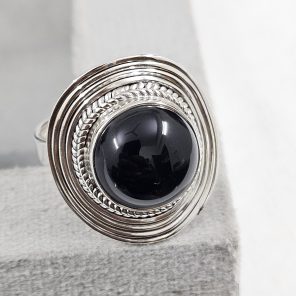 Black Onyx 925 Sterling Silver Ring (REXT62-28)