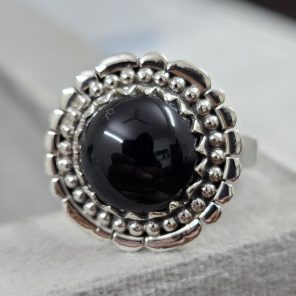 Black Onyx 925 Sterling Silver Ring (REXT62-46)
