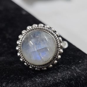 Rainbow Moonstone 925 Sterling Silver Ring (REXT62-108)