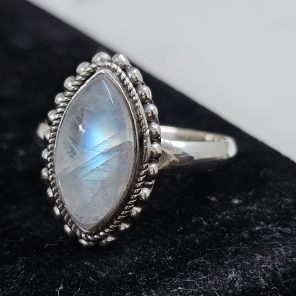 Rainbow Moonstone 925 Sterling Silver Ring (REXT62-109)