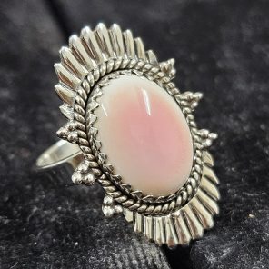 Pink Queen Conch Shell Southwest Style 925 Sterling Silver Ring (REXT3-10)