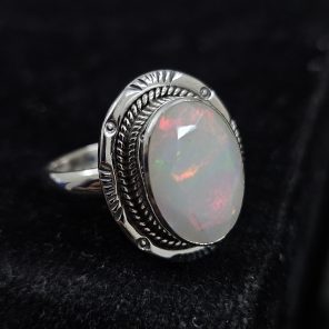 Ethiopian Opal Cut Gemstone 925 Sterling Silver Ring (RS32-89)