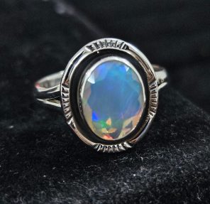 Ethiopian Opal Cut Gemstone 925 Sterling Silver Ring (RS32-87)