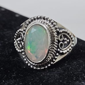 Ethiopian Opal Cut Gemstone 925 Sterling Silver Ring (RS32-109)