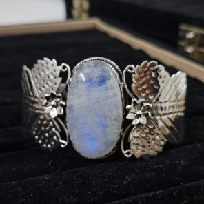 Rainbow Moonstone Southwest Style 925 Sterling Silver Cuff Bangle (RSB2-156)