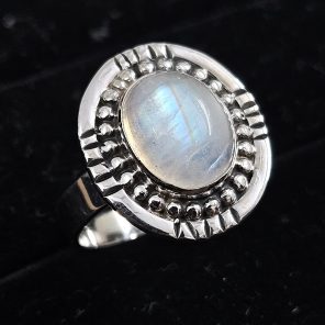 Rainbow Moonstone 925 Sterling Silver Ring (REXT10-1)