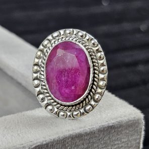 Ruby Southwest Style 925 Sterling Silver Ring (REXT44-22)