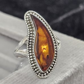 Amber 925 Sterling Silver Ring (REXT63-8)