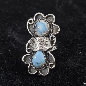 Golden Hill Turquoise Southwest Style Size US 6 925 Sterling Silver Ring (REXT46-105)