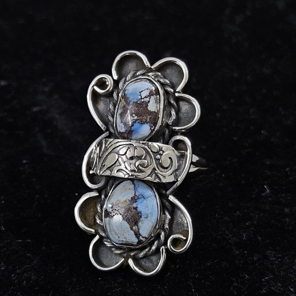 Golden Hill Turquoise Southwest Style Size US 7 925 Sterling Silver Ring (REXT46-106)