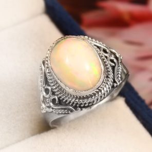 Ethiopian Opal Size US 8 925 Sterling Silver Ring (RS54-177)