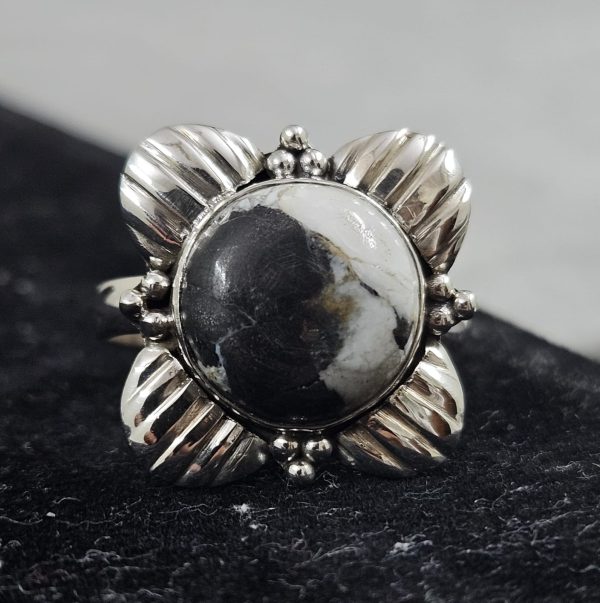 White Buffalo Turquoise 925 Sterling Silver Ring (REXT17-1)