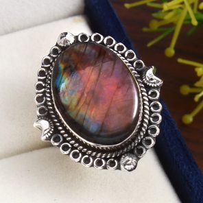 Purple labradorite Size US 8 925 Sterling Silver Ring (RS10-208)