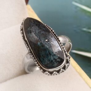Teal Kyanite Size US 8 925 Sterling Silver Ring (RS56-36)