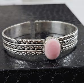 Pink Queen Conch 925 Sterling Silver Cuff Bangle (RS114-279)