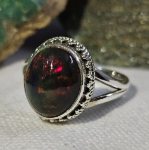 Black Opal 925 Sterling Silver Ring (REXT20-6)