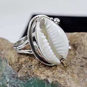 Cowry Shell 925 Sterling Silver Ring (RS51-88)