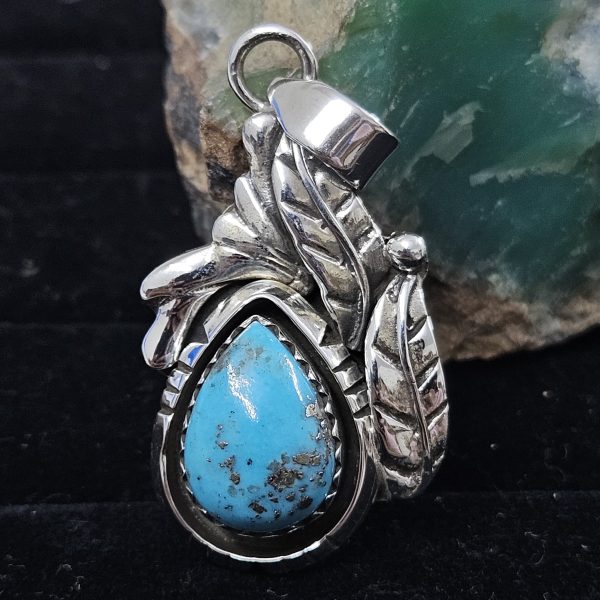 Kingman Turquoise Southwest Feather 925 Sterling Silver Pendant (REXT70-5)