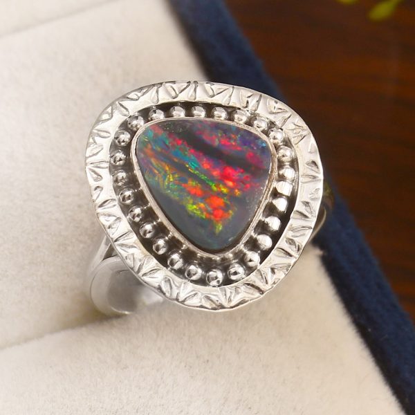 Australian Opal Size US 8 925 Sterling Silver Ring (REXT11-105)
