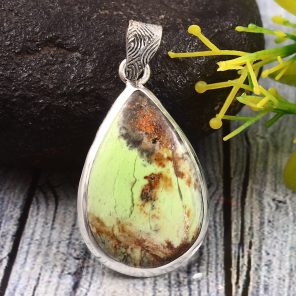 Mint Chrysoprase 1.25" 925 Sterling Silver Pendant (REXT71-55)