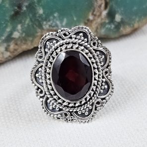 Garnet 925 Sterling Silver Ring (REXT56-154)