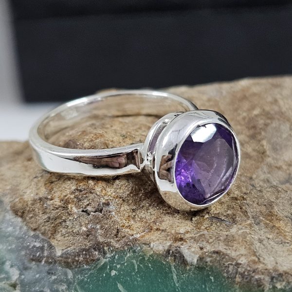 African Amethyst 925 Sterling Silver Ring (REXT42-210)