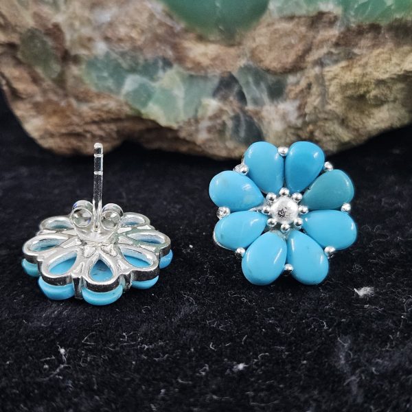Kingman Turquoise Flower Cluster 925 Sterling Silver Stud Earring (REXT49-304) - Image 2