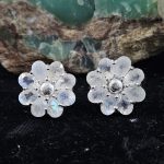 Rainbow Moonstone Flower Cluster 925 Sterling Silver Stud Earring (REXT49-308)