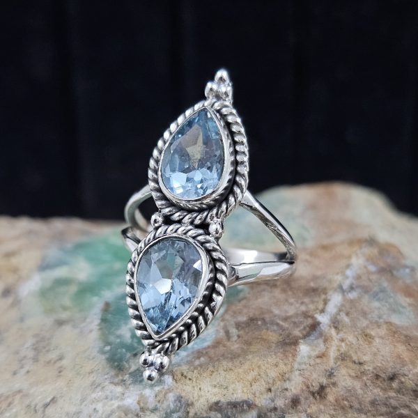 Blue Topaz 925 Sterling Silver Ring (REXT3-57)