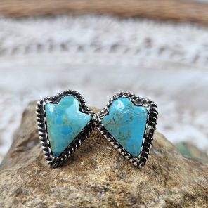 Mohave Turquoise Southwest Arrow Head 925 Sterling Silver Stud Earring (REXT48-18)