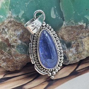 Tanzanite 1.25" 925 Sterling Silver Pendant (REXT39-12)